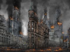 Selamatkan Korban di Alun-Alun